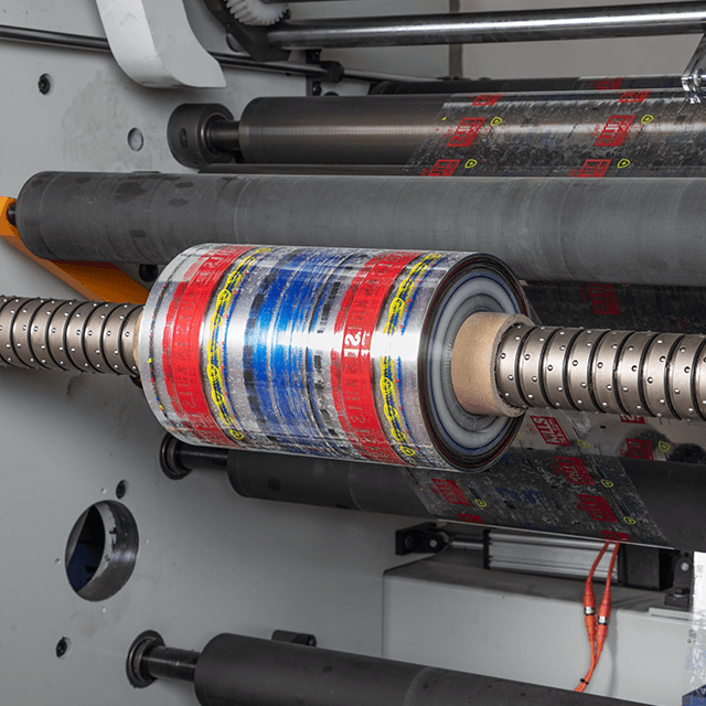 Machine de découpe et de rembobinage de film de contrôle PLC 2022 en 400 m/min